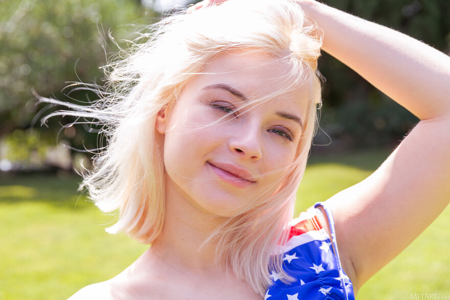 MetArt_Enjoy-Life_Bianca-Bell_high_0124