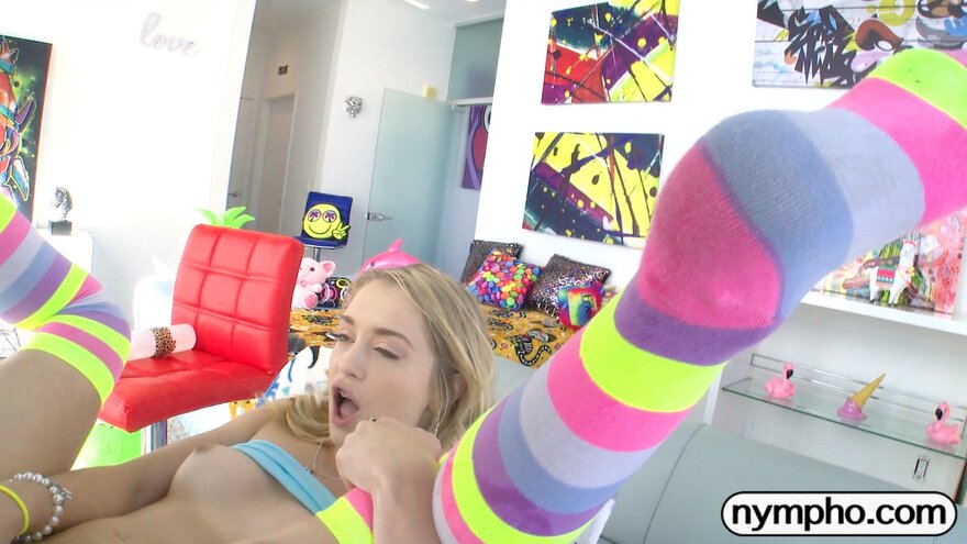 nym0010_anastasiaknight_1424