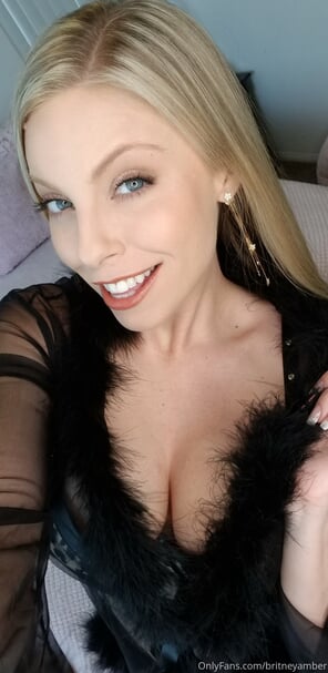 zdjęcie amatorskie BRITNEY AMBER ONLYFANS P6