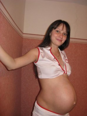 foto amatoriale Pregnant medical help