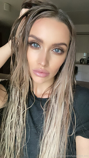 Pics by @onlyforfan_online 91