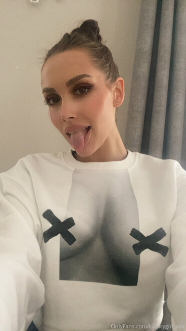 Pics by @onlyforfan_online 98