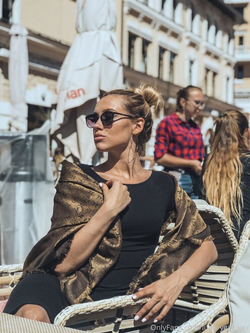 Pics by @onlyforfan_online 336