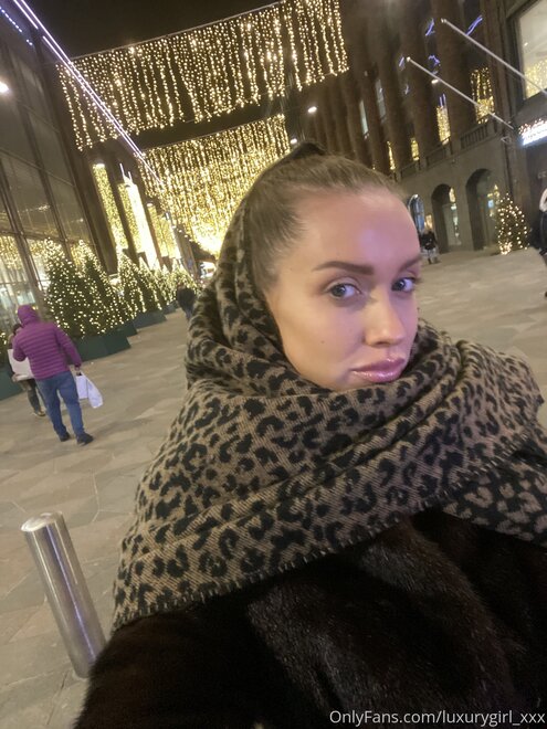 Pics by @onlyforfan_online 346