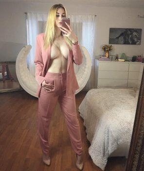 amateur-Foto Clothing Pink Blond Leg 