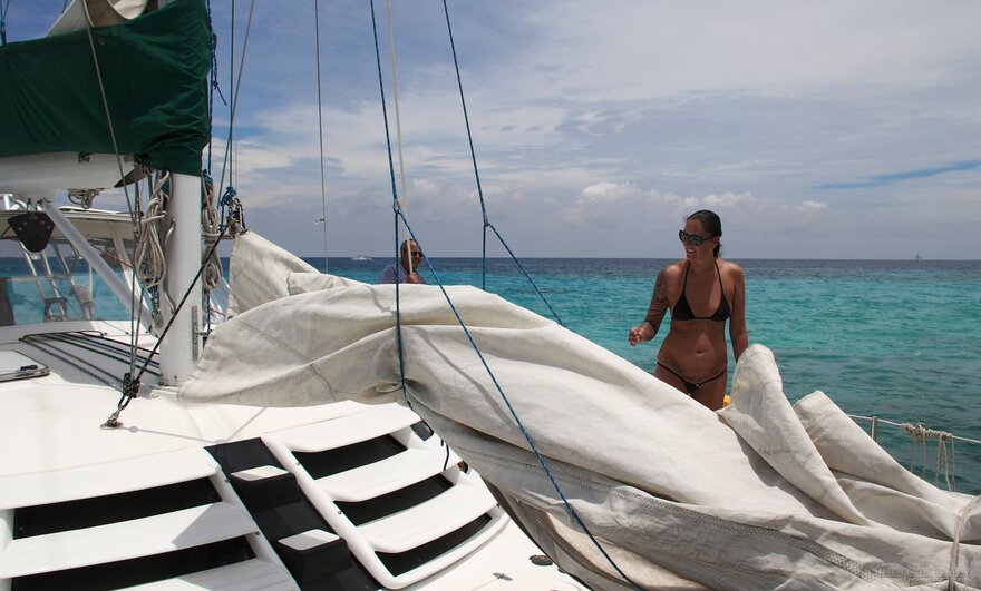 SailingOnAruba-004-topaz-sharpen-faceai