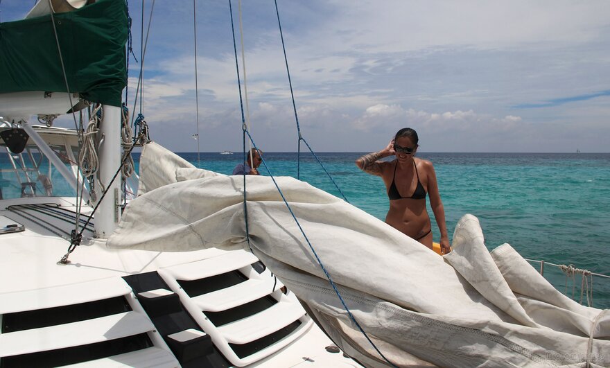 SailingOnAruba-005-topaz-sharpen-faceai