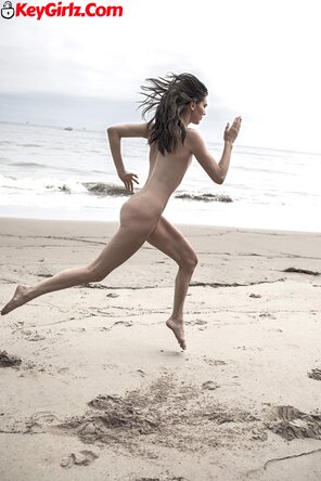 amateur pic Kendall Jenner Naked (49 Photos) (15)-ink