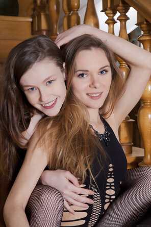 foto amateur Emily Bloom and Katie A (13)