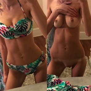 foto amatoriale My IN/OUT of [f]avorite new swimsuit, let's go on a beach tomorrow?