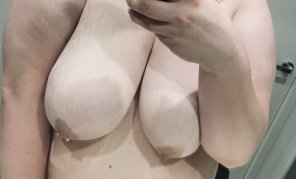 amateur pic Is there love for a plus size gal like me