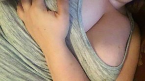 amateur photo 29F Home alone all night