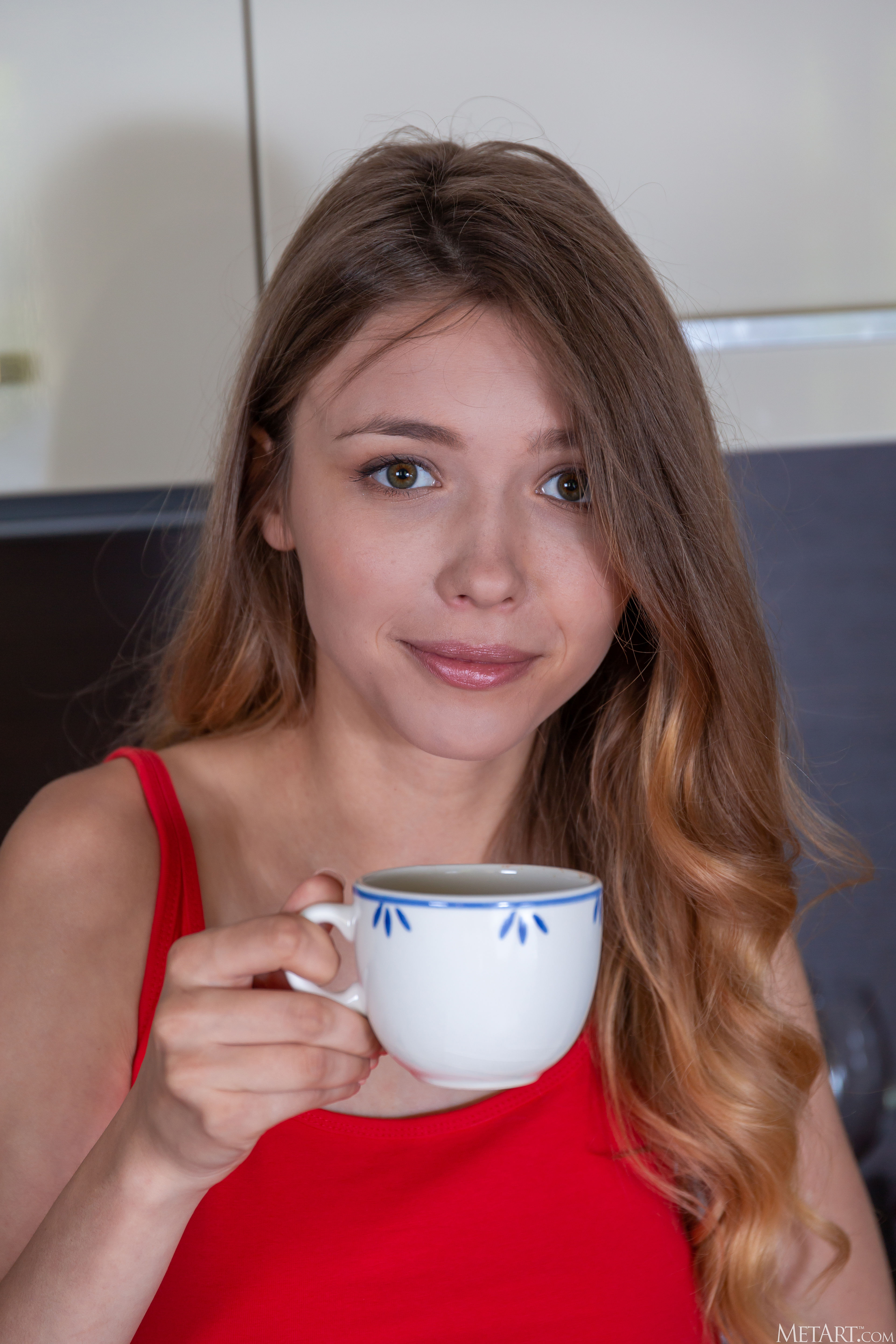 amateur photo MetArt_Casually-Hot_Mila-Azul_high_0008