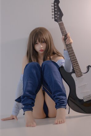 amateur pic Fengmaoss (疯猫ss) - 吉他妹妹 2 (20)