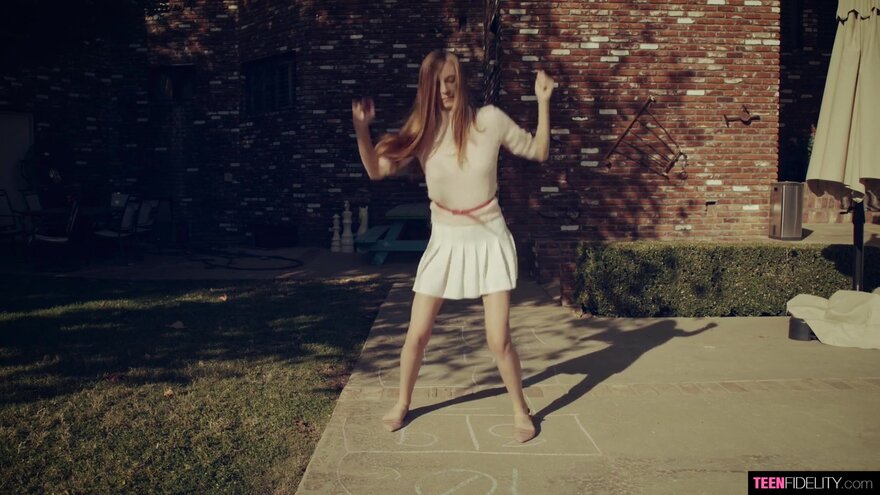 ava-parker-split-screen-teens_1080p.mp4_20240920014807_0005