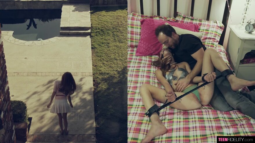 ava-parker-split-screen-teens_1080p.mp4_20240920014807_0062