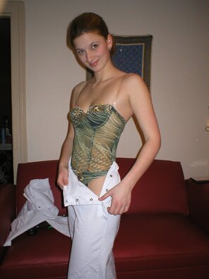 foto amateur strip infirmiere 13