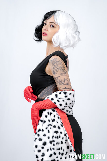 dyked_charlie_valentine__aubree_valentine_20250315_00005