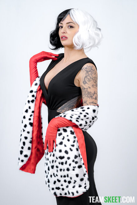 dyked_charlie_valentine__aubree_valentine_20250315_00007