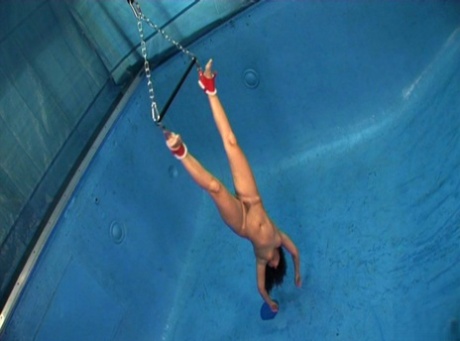 amateur photo 86465706_013_d55b