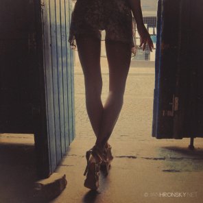 foto amadora Human leg Leg Clothing Standing Waist Thigh 