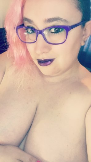 photo amateur Like geeky BBW's in glasses? Look no further!