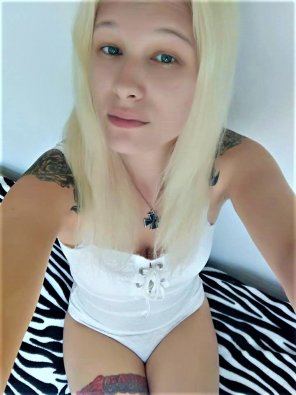 foto amadora Hair Blond Clothing Beauty 