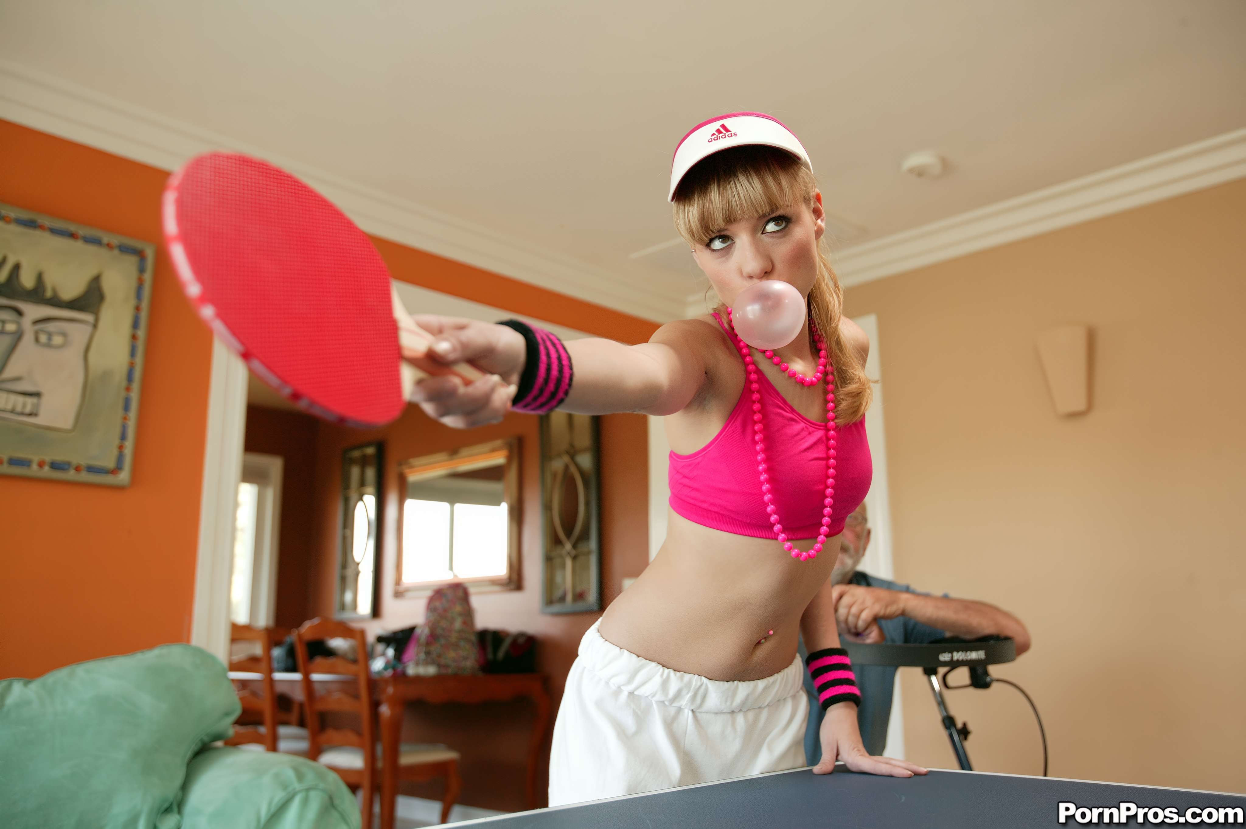 amateur photo sample_MoreDetail-v3_4K_4096x2725