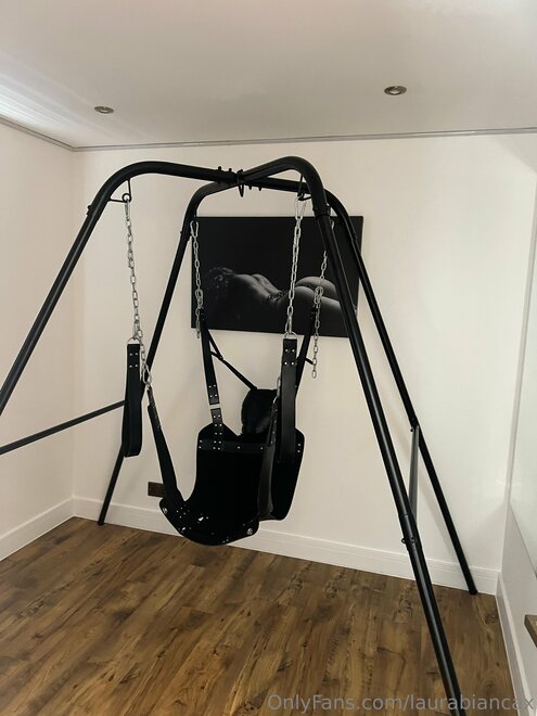 @RisqueMega 137 nude