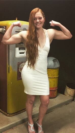 foto amateur white dress