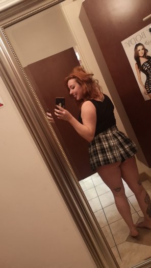 amateur photo Got a cute new skirt today ðŸ‘…ðŸ˜