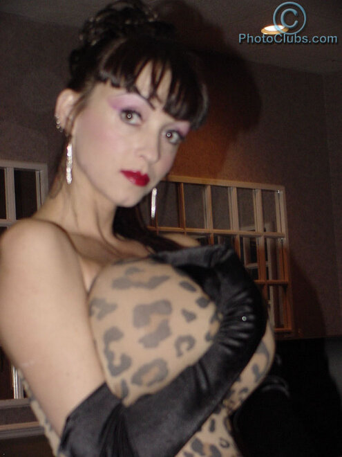 SUMMER CUMMINGS 05_15