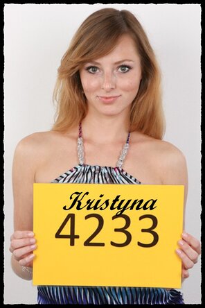 amateur photo 4233 Kristyna (1)