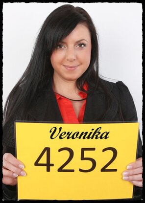 アマチュア写真 4252 Veronika (1)