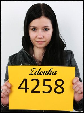 アマチュア写真 4258 Zdenka (1)