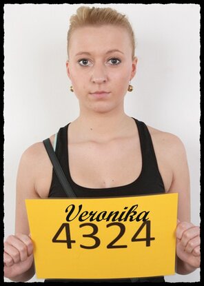 アマチュア写真 4324 Veronika (1)