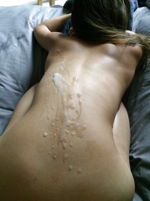 photo amateur all over her back