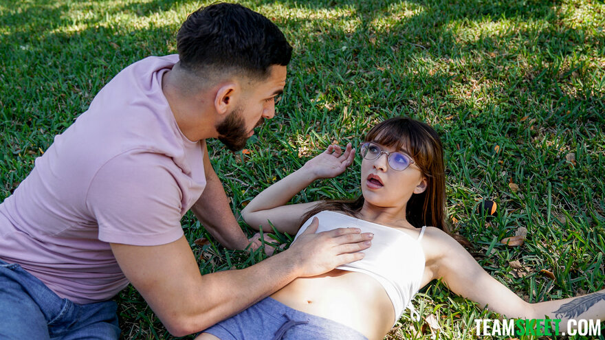 teenpies_honey_hayes_064