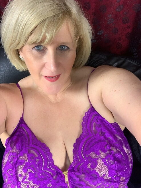 38005635fef1dde85d92