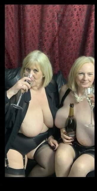 38005635fef1e028eabb