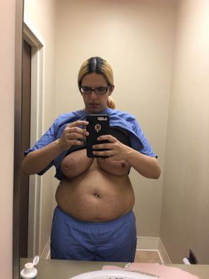 foto amateur Titty tuesday from work [OC]