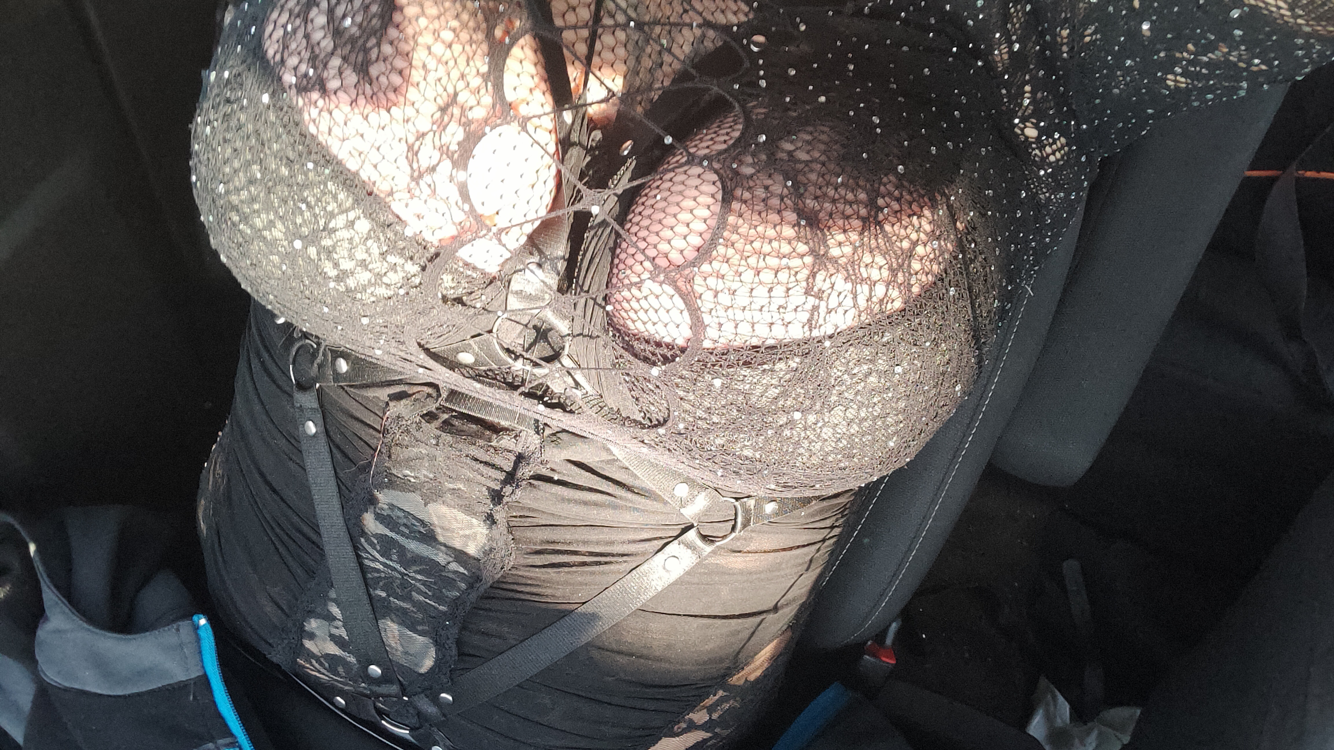 amateur photo 1000149391