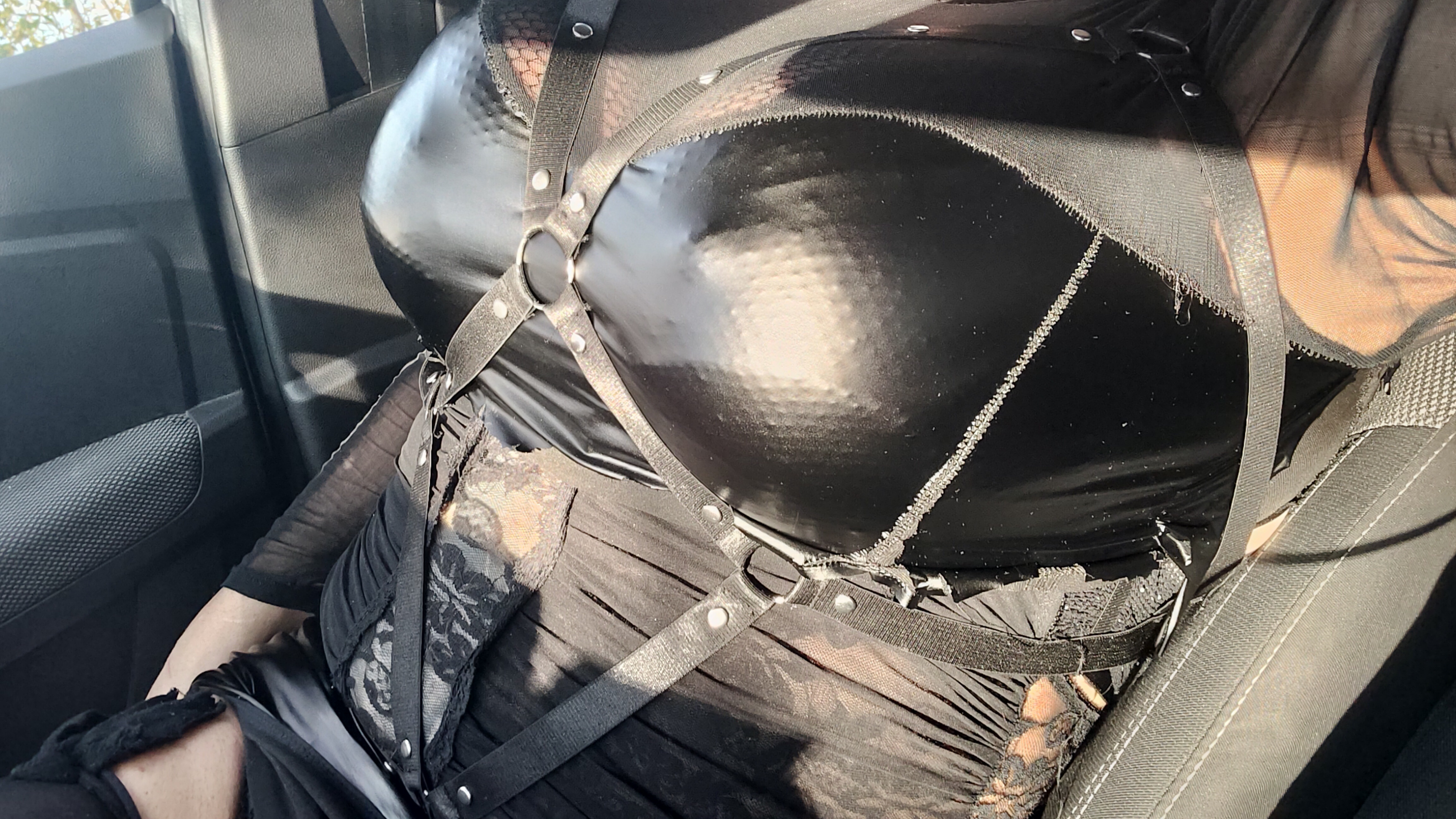 amateur photo 1000149373