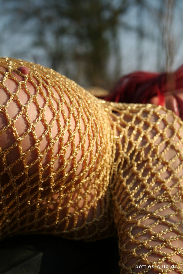 amateur photo bb_goldenskin_040