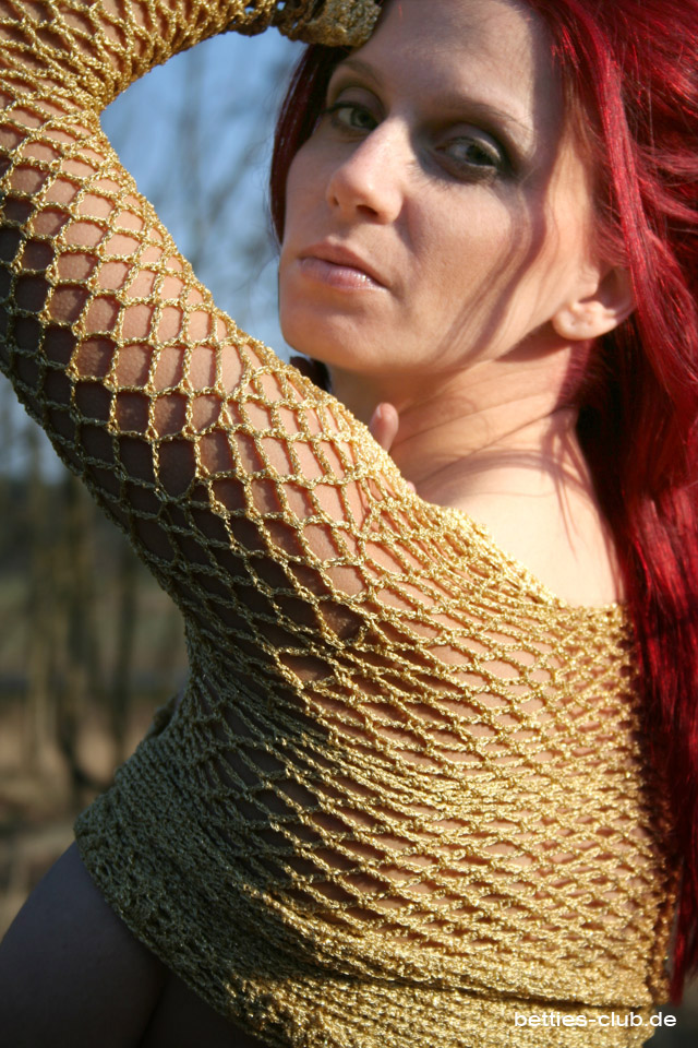 amateur photo bb_goldenskin_117