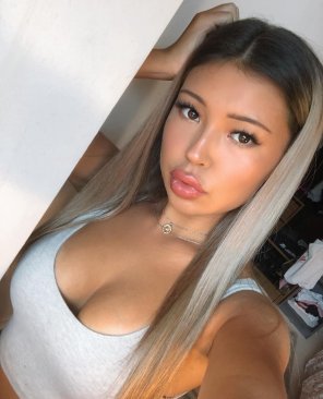 Lips and tits