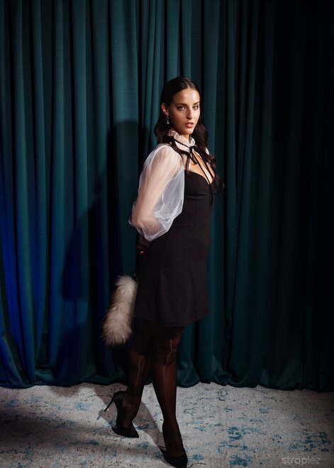 Straplez_Room-Service-1_Betzz--Lovita-Fate_medium_0090