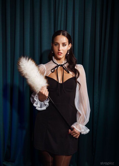 Straplez_Room-Service-1_Betzz--Lovita-Fate_medium_0091