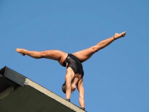photo amateur Diving Sports Tumbling (gymnastics) Individual sports 