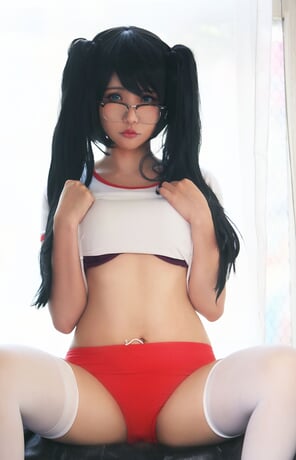 amateur-Foto Hana-Bunny-School-Gym-Uniform-5